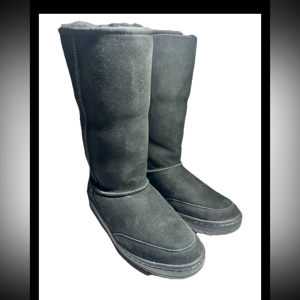 UGG Ultra Tall Braid Black Shearling Suede Sz 8